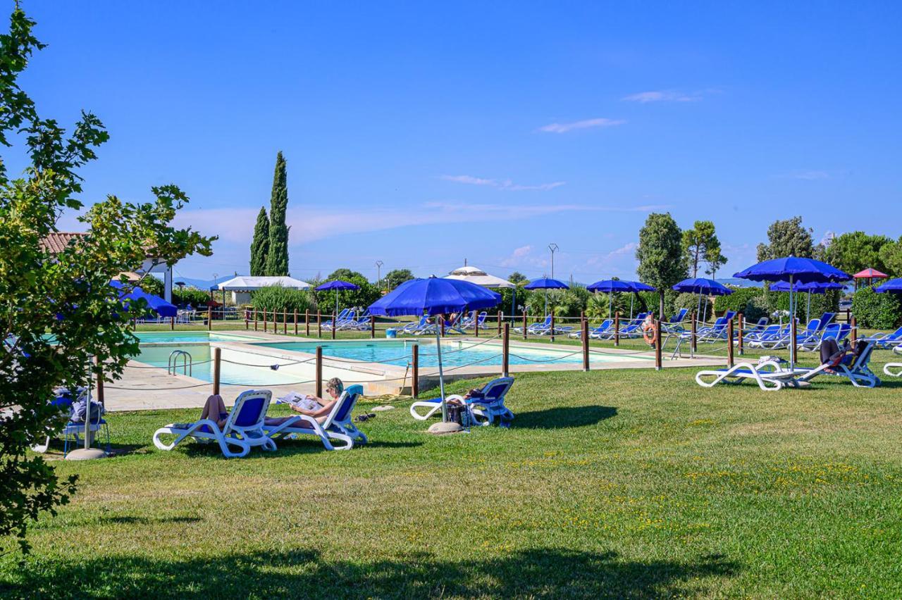Aparthotel Residenza Principina Principina Terra Exterior foto